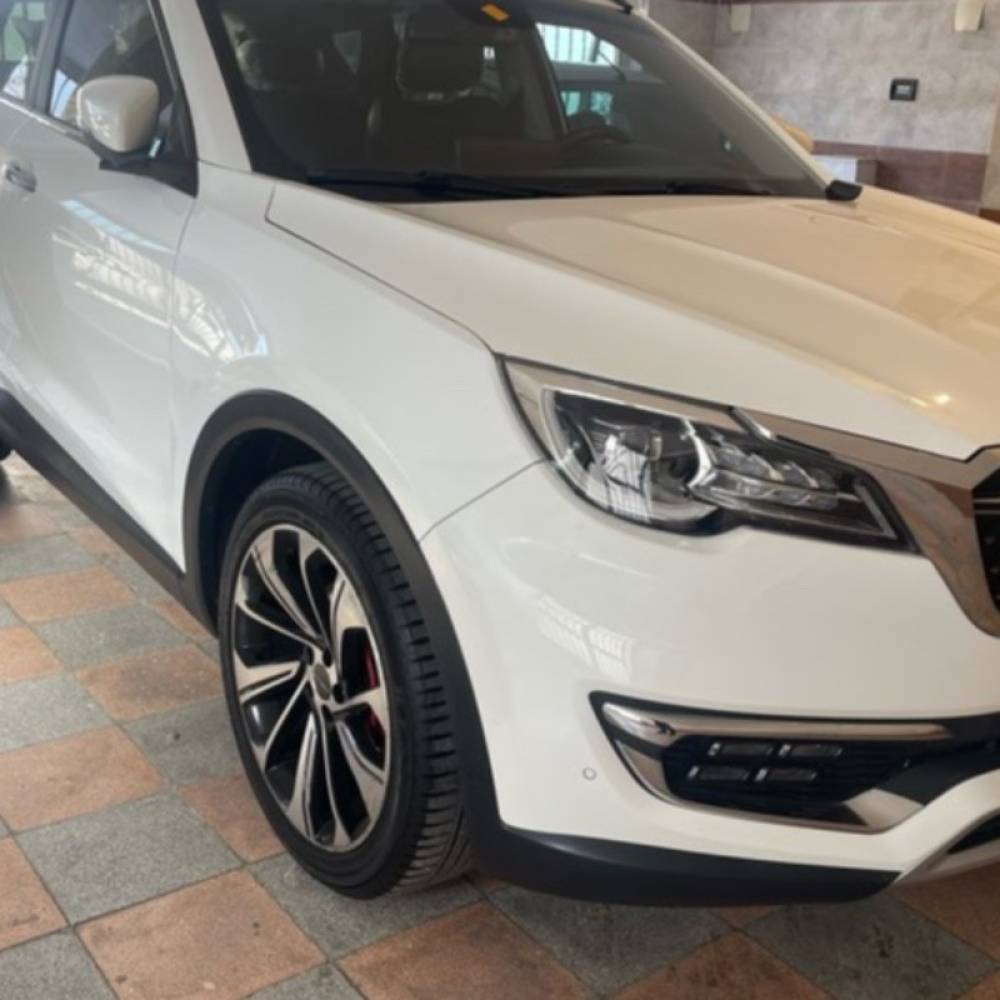 بهمن موتور مدل  کارکرده