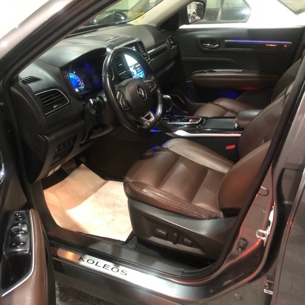 رنو مدل کولیوس سال 2018  کارکرده