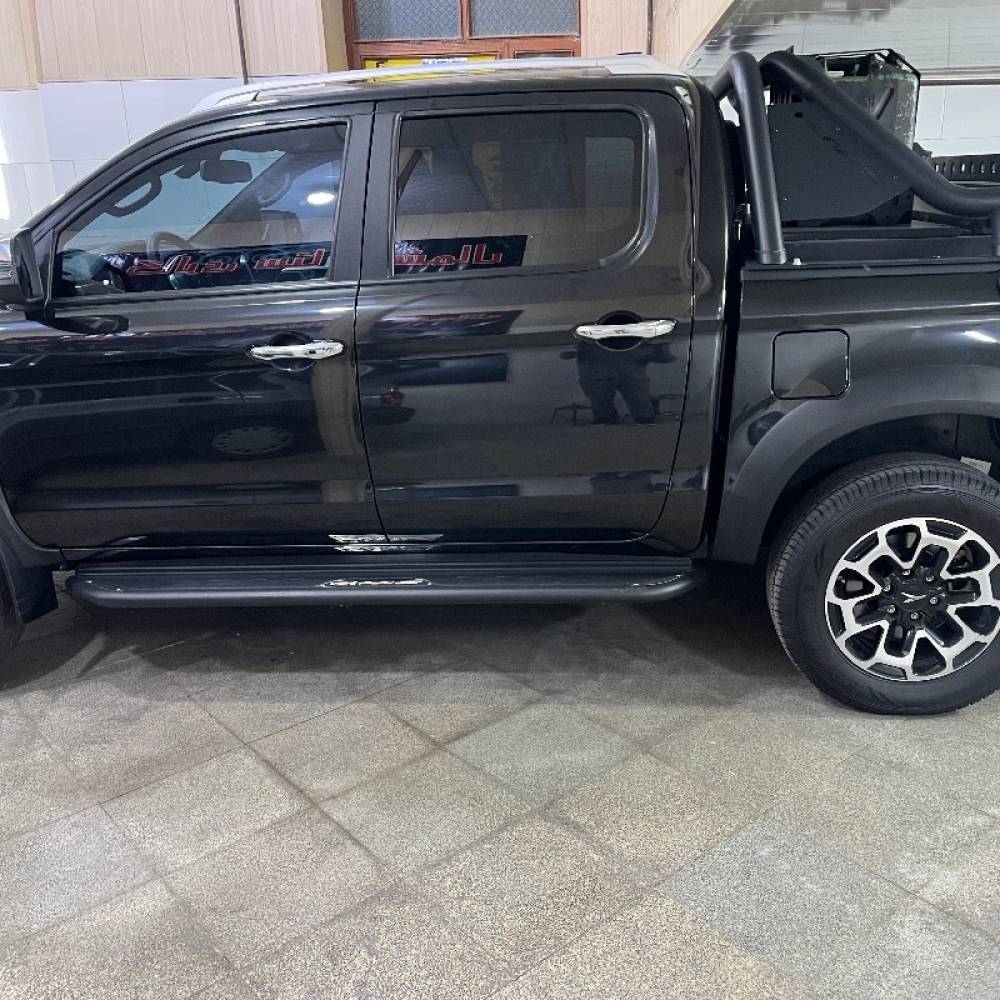 کی ام سی مدل t9 2 لیتر توربو سال 1403  کارکرده