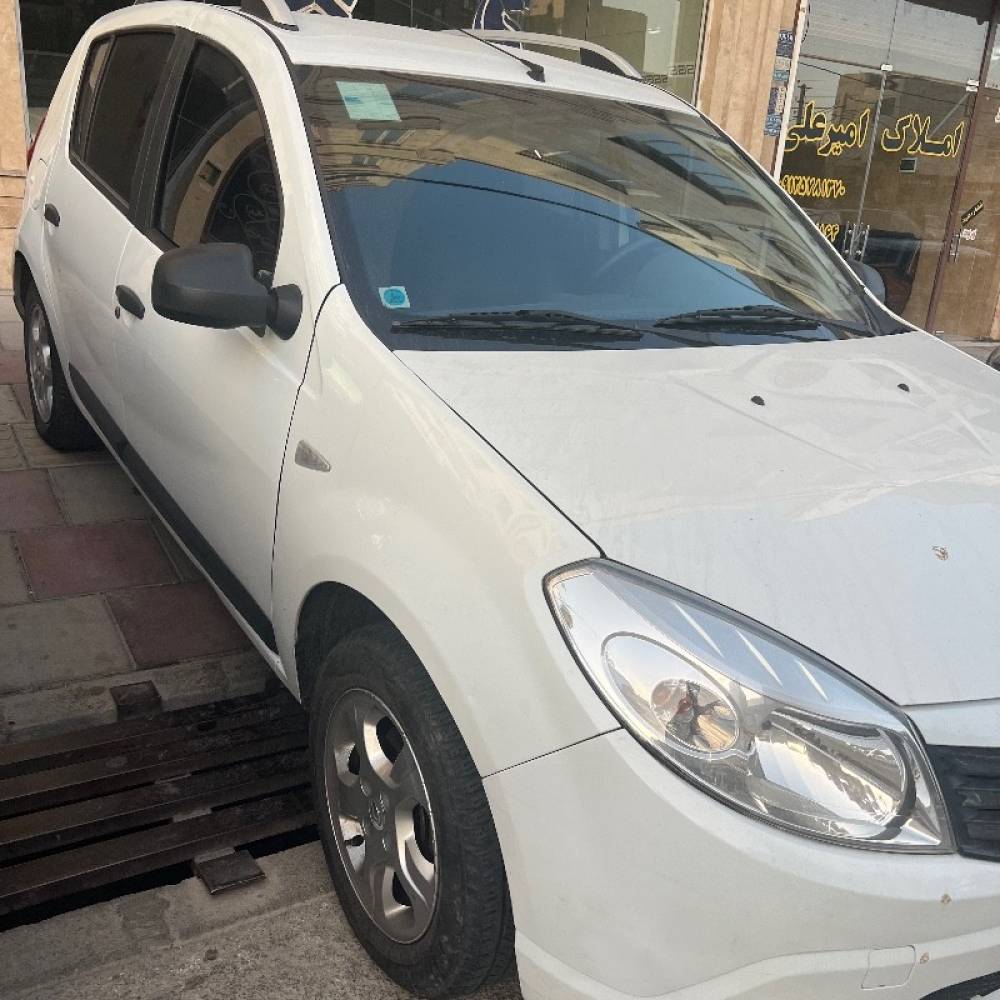 رنو مدل ساندرو سال 1395  کارکرده