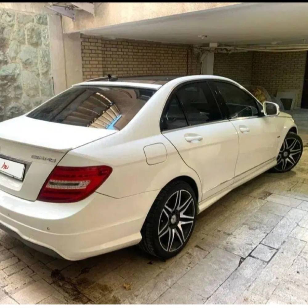 بنز مدل کلاس C C200 سال 2009  کارکرده