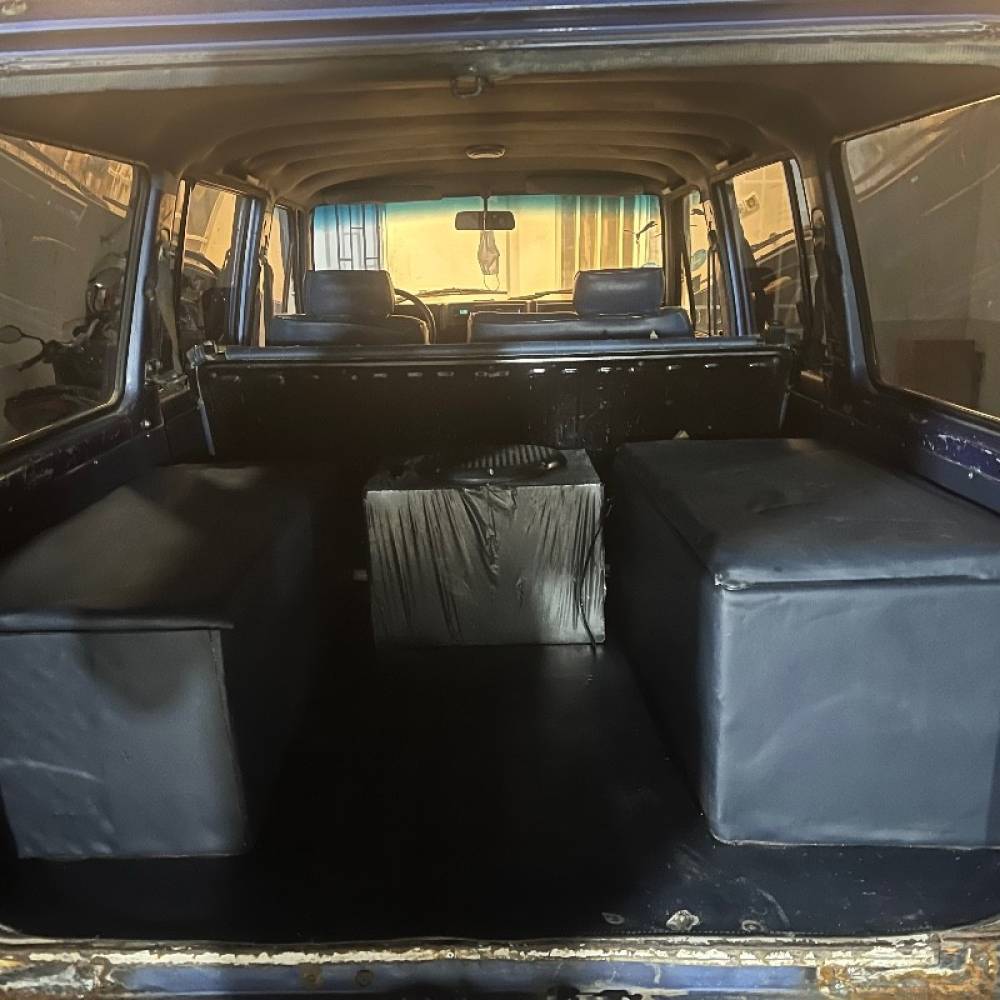 نیسان مدل پاترول چهار در 6 سیلندر سال 1375  کارکرده