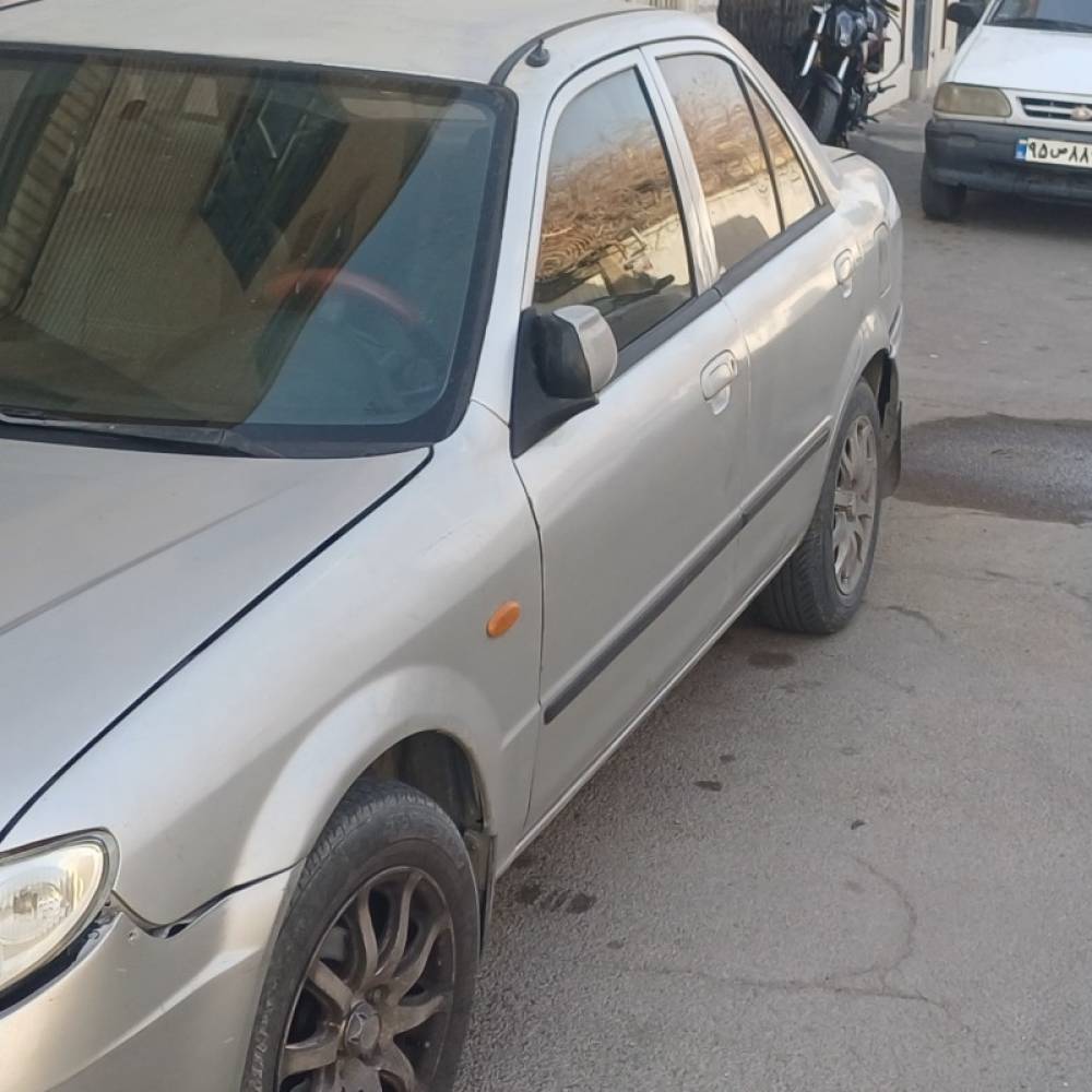 مزدا مدل 323 دنده ای سال 1382  کارکرده