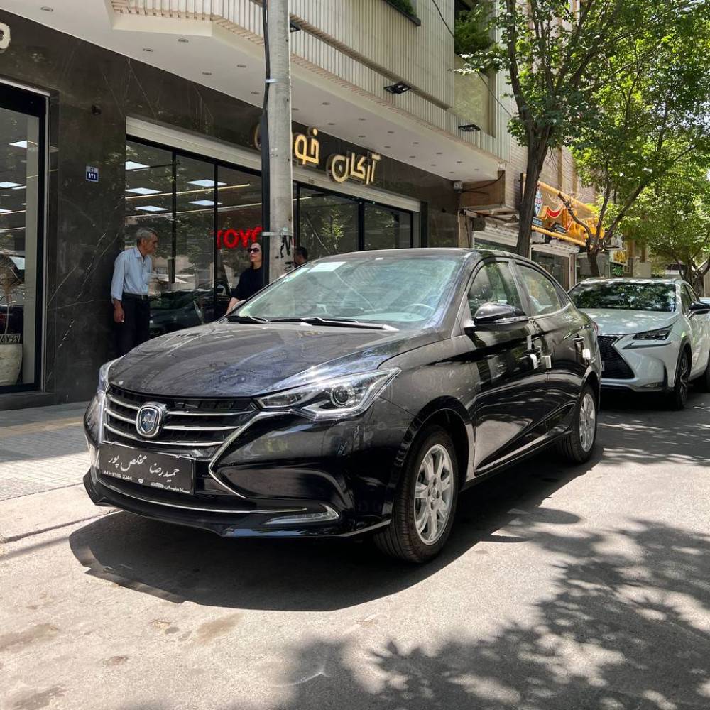 فردا موتور 511 مدل 1404