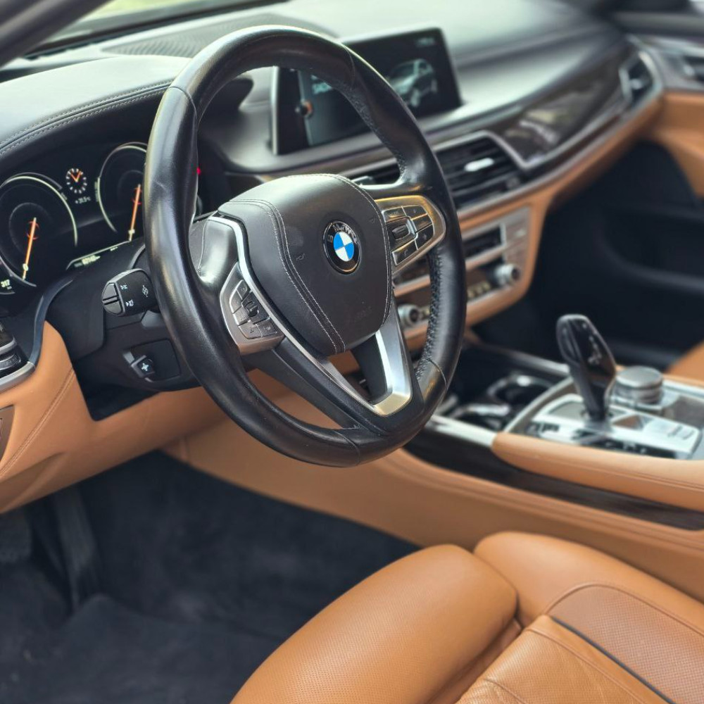 بی ام و 730Li مدل ۲۰۱۷