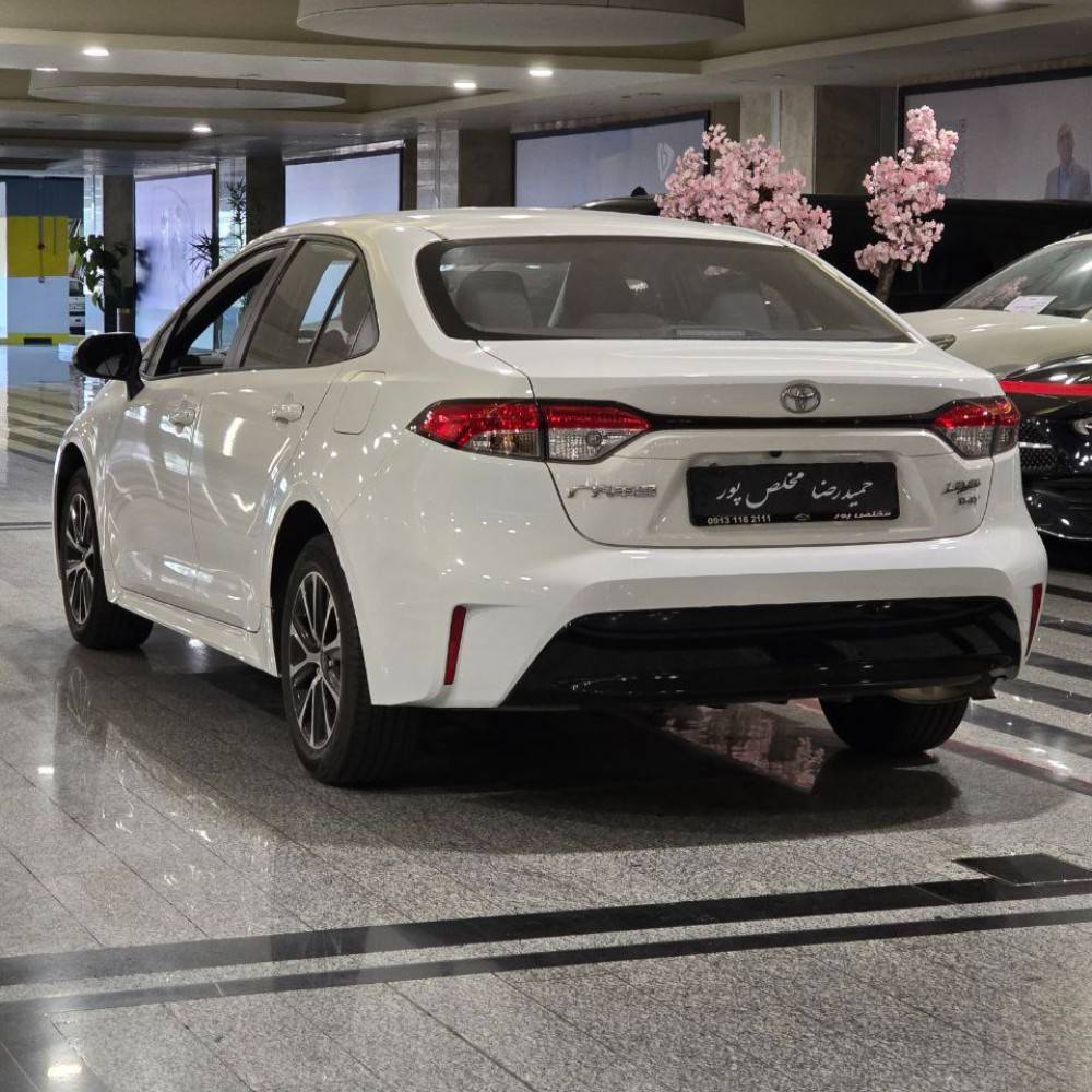 تویوتا لوین مدل 2024 کارکرد 7هزار