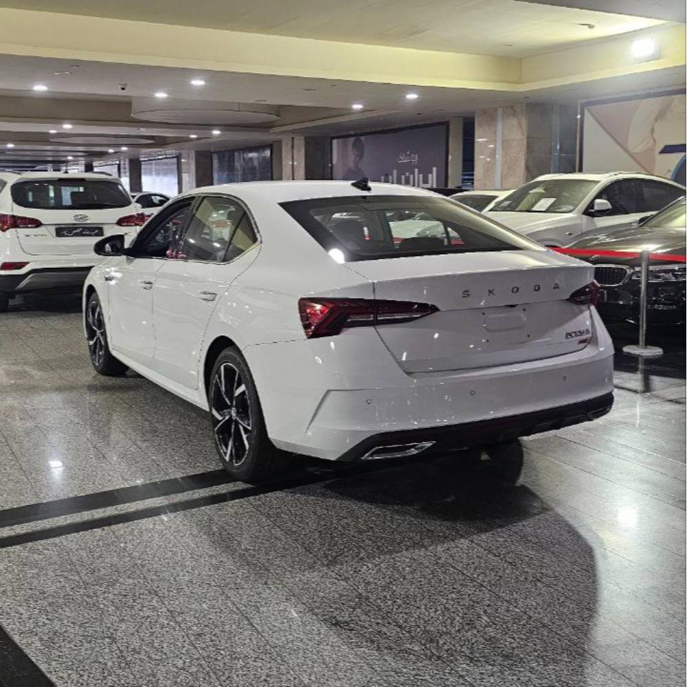 اشکودا اکتویا پرو مدل ۲۰۲۴