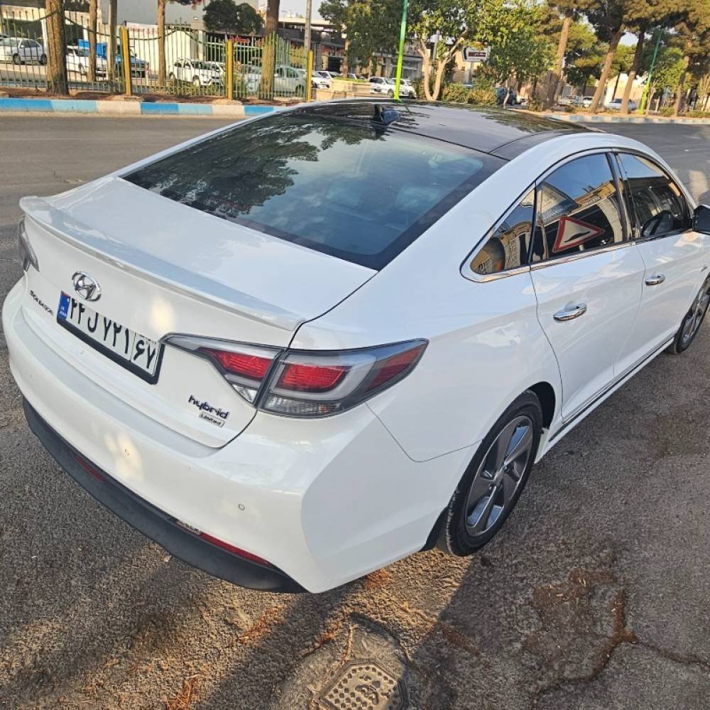 هیوندای مدل سوناتا LF  کارکرده