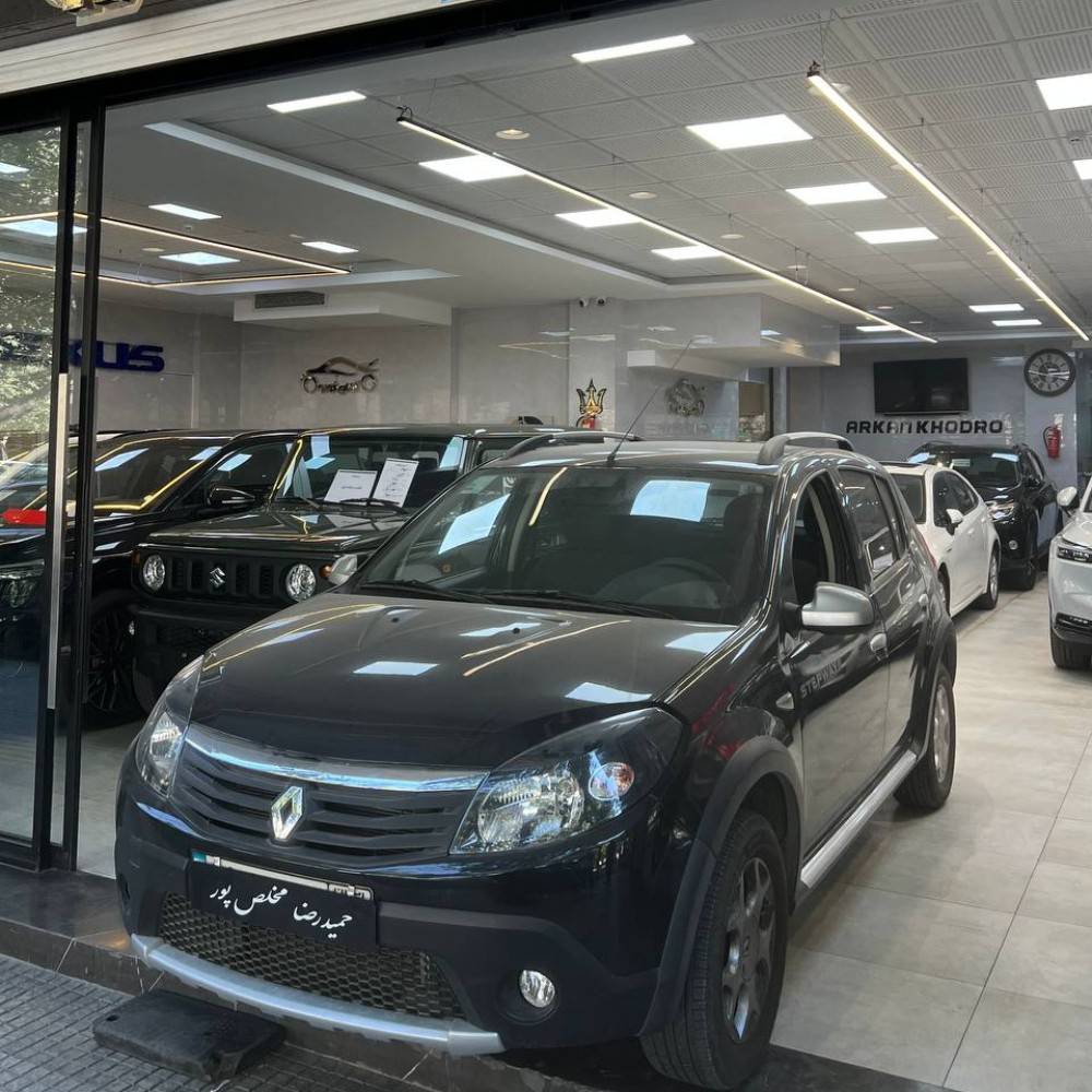 ساندرو استپ وی مدل ۱۳۹۷