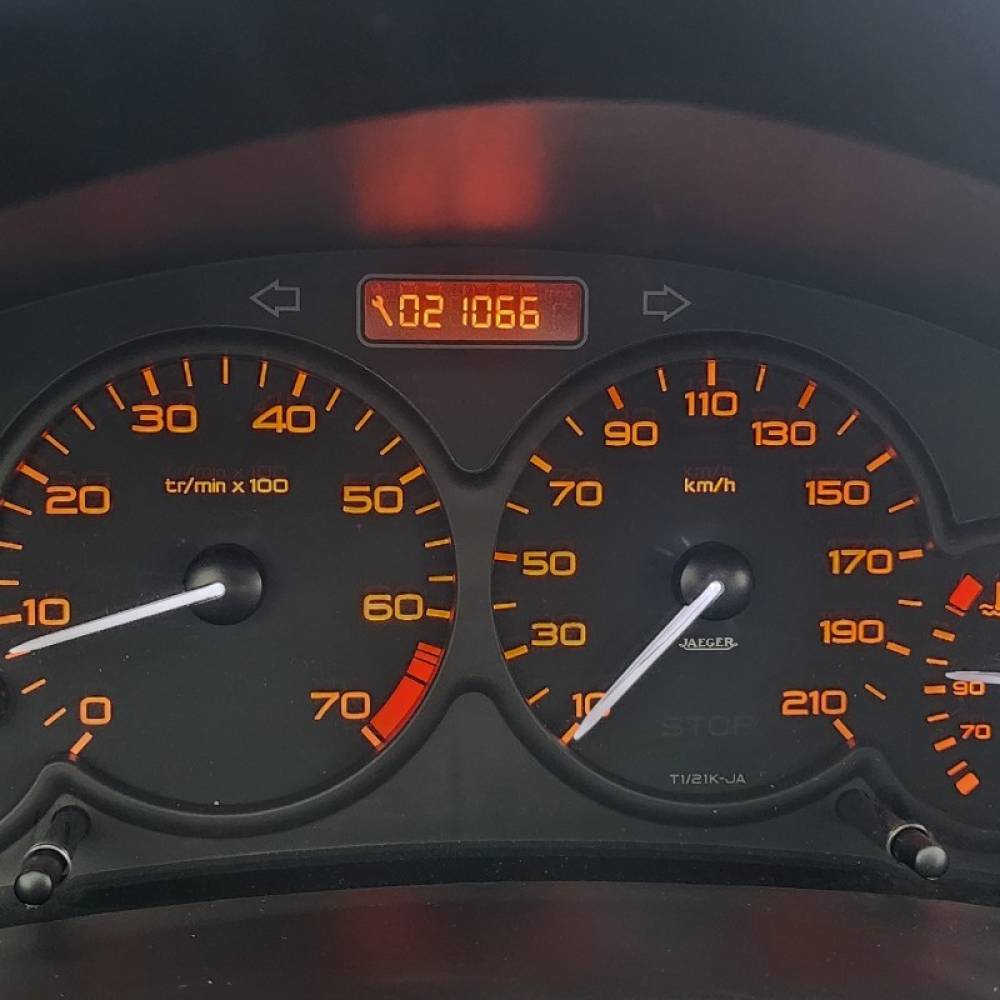 پژو مدل 206 سال 1382  کارکرده