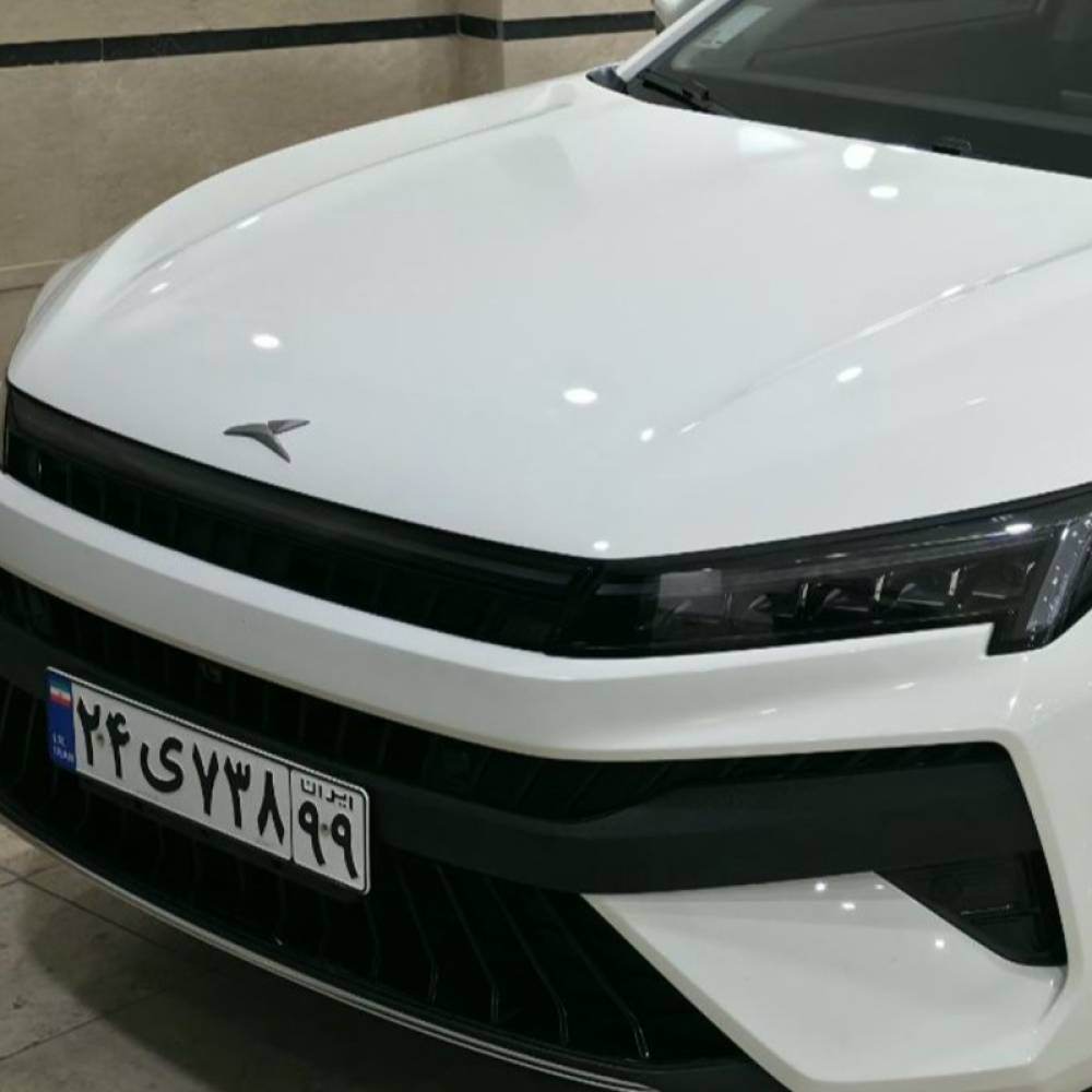 کی ام سی مدل J7 سال 1404  کارکرده