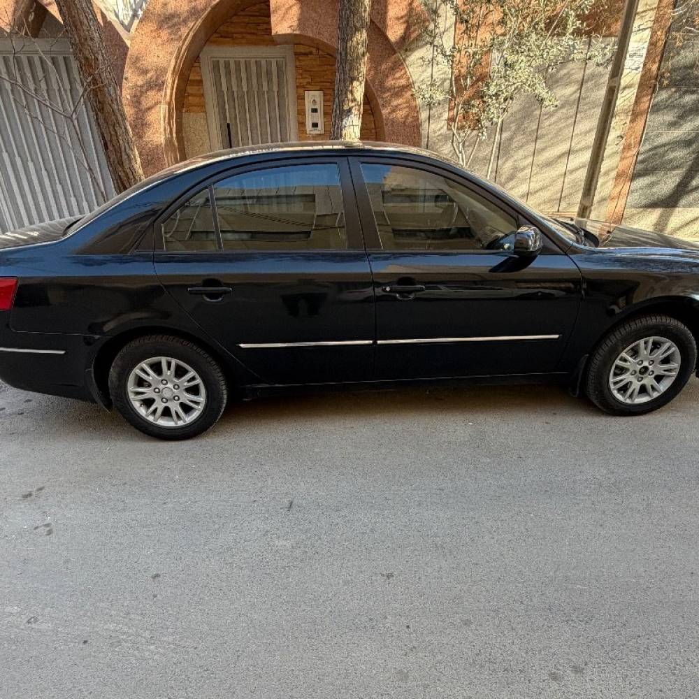 هیوندای مدل سوناتا 2.4 لیتر دنده ای سال 2009  کارکرده