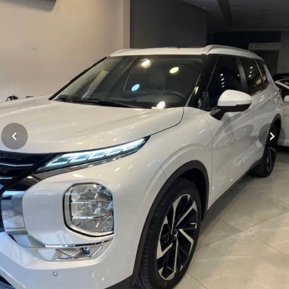 میتسوبیشی مدل اوتلندر دو دیفرانسیل M لاین سال 2023  کارکرده