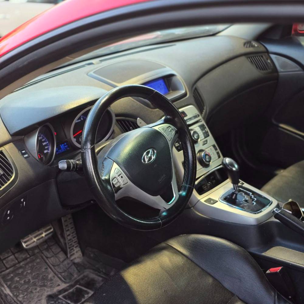 جنسیس کوپه مدل ۲۰۱۱