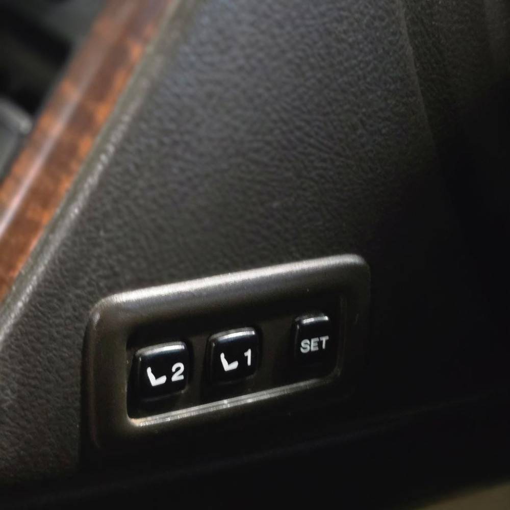 تویوتا پرادو VXL مدل ۲۰۱۰