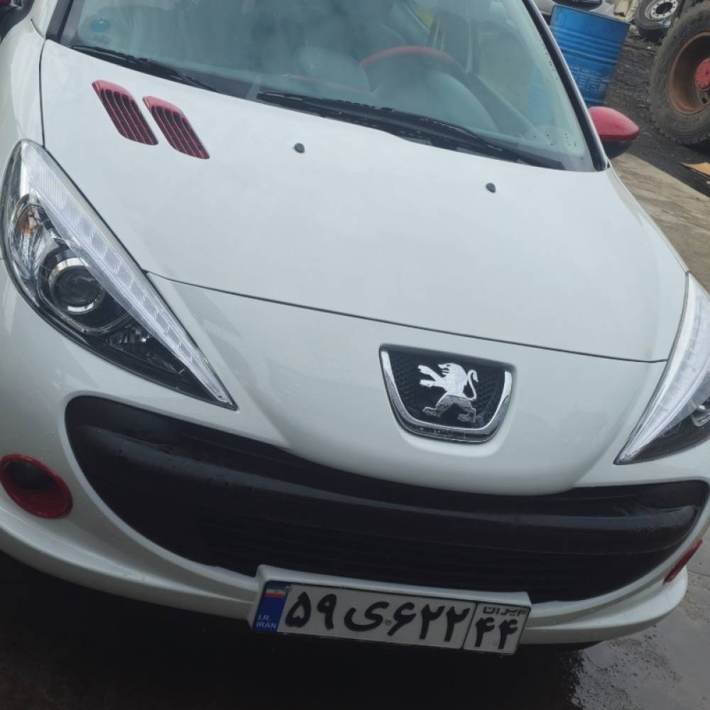 پژو مدل 207 MC اتوماتیک سال 1401  کارکرده