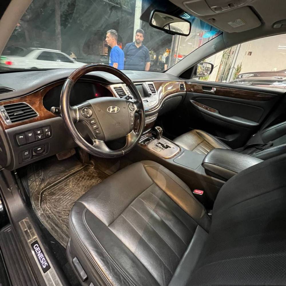 جنسیس سدان مدل ۲۰۱۱