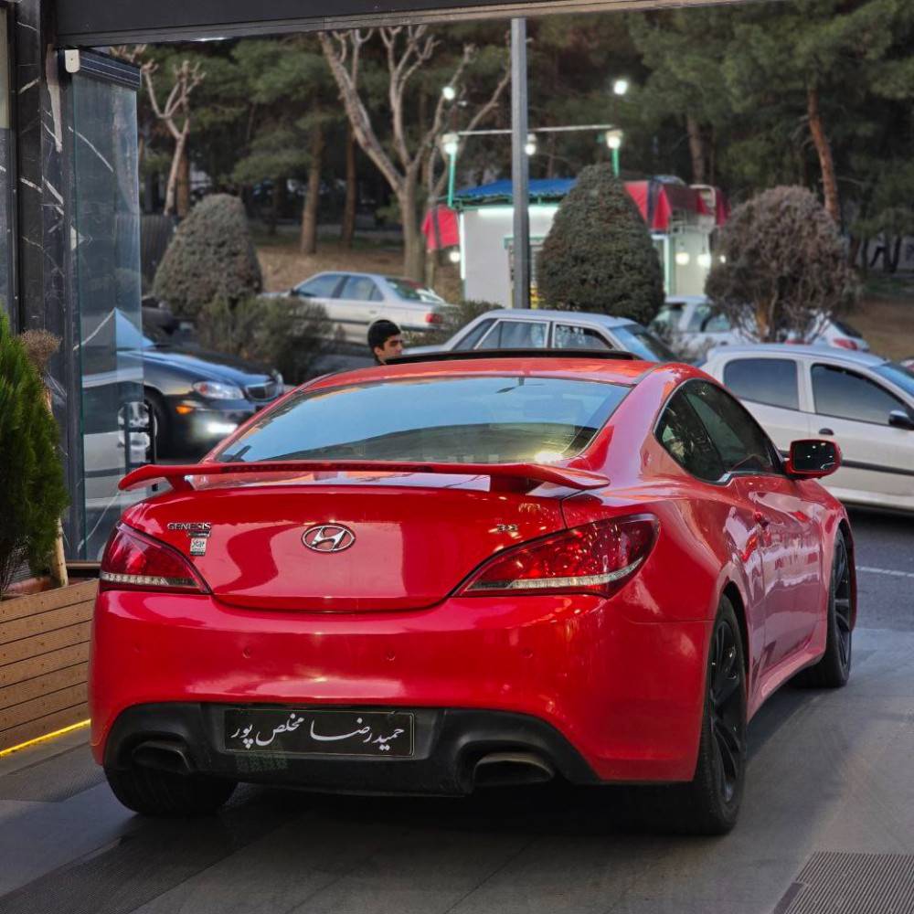 جنسیس کوپه مدل ۲۰۱۱