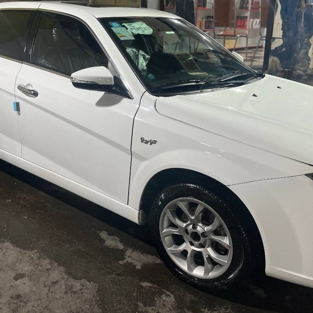 دنا مدل پلاس EF7 اتوماتیک توربو ساده سال 1402  کارکرده