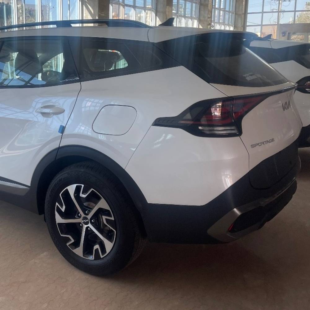 کیا مدل اسپورتیج 4 سیلندر توربو سال 2024  صفر