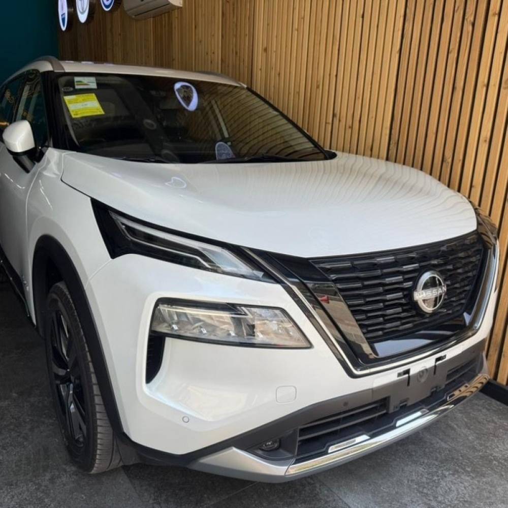 نیسان مدل ایکس تریل e-POWER سال 2024  صفر