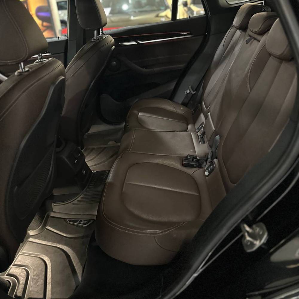 بی ام و x1 مدل ۲۰۱۷