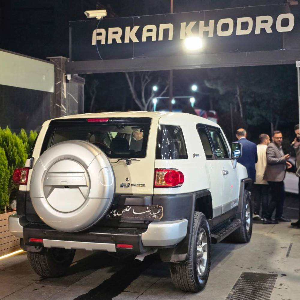 تویوتا FJ مدل ۲۰۱۳