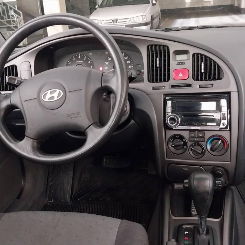 هیوندای مدل آوانته اتوماتیک سال 1390  کارکرده