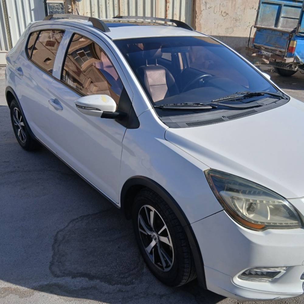 لیفان مدل x50 اتوماتیک سال 1396  کارکرده