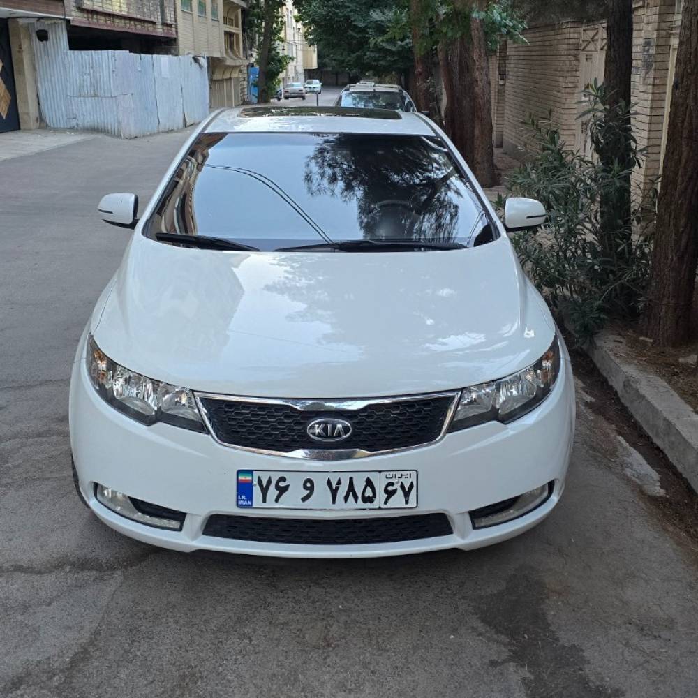 کیا مدل سراتو 2.0 لیتر اتوماتیک سال 2013  کارکرده