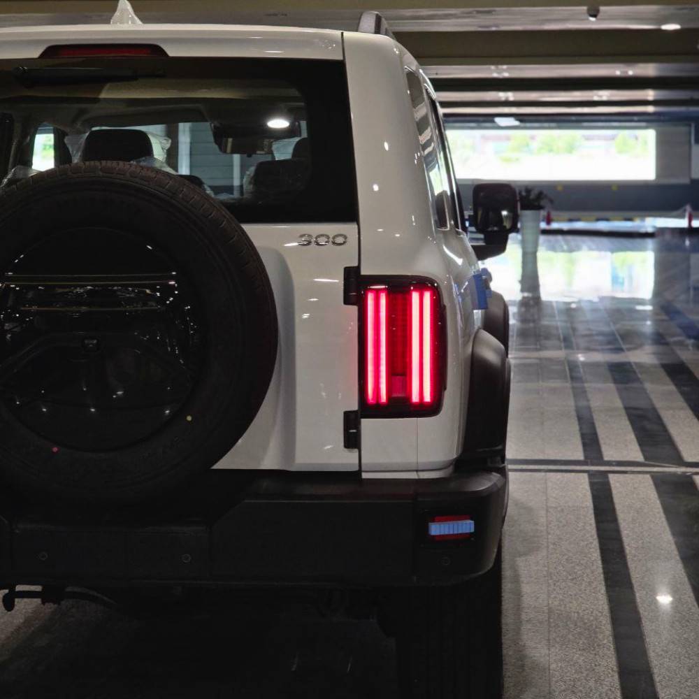 تانک300 مدل 2025