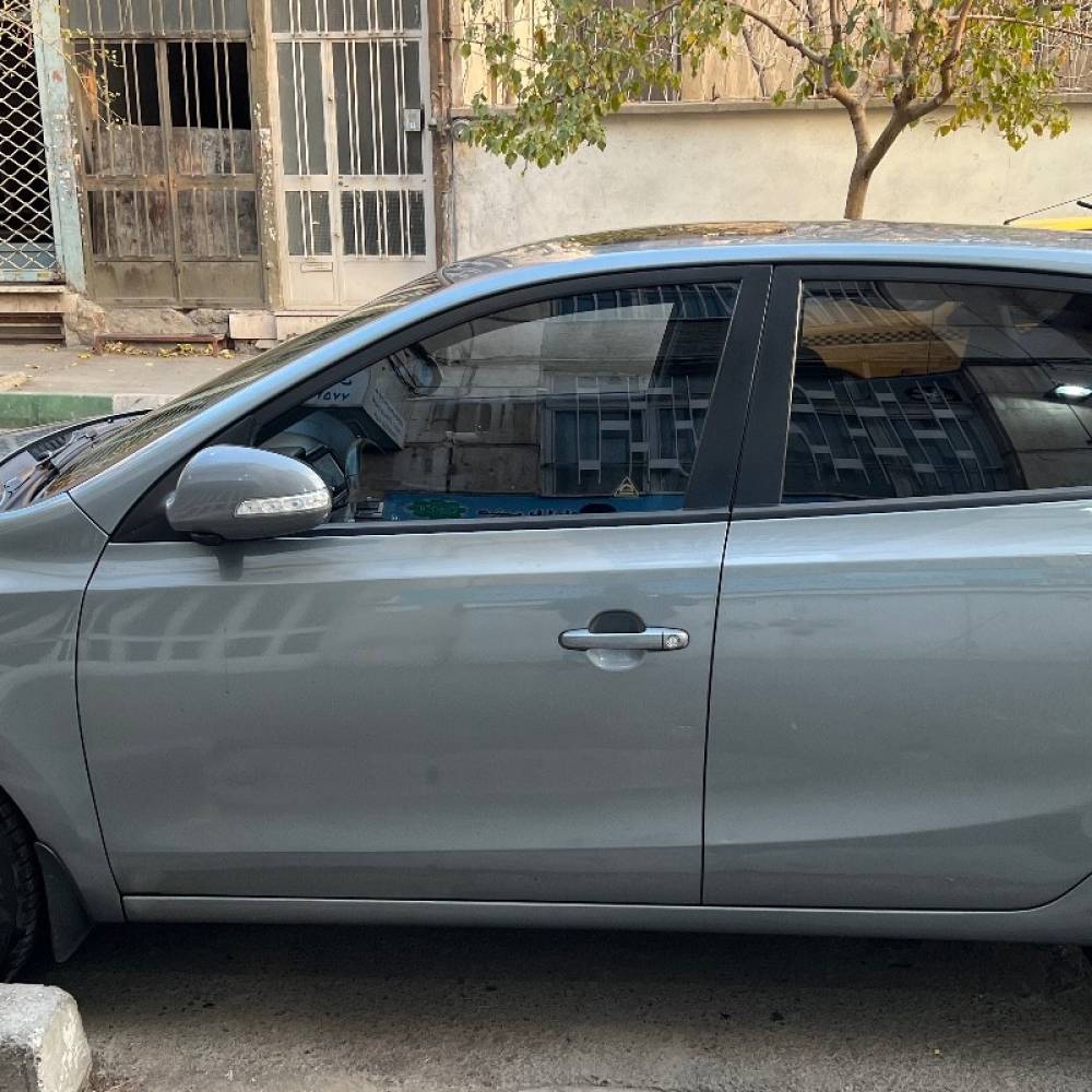 هیوندای مدل i30 سال 2011  کارکرده