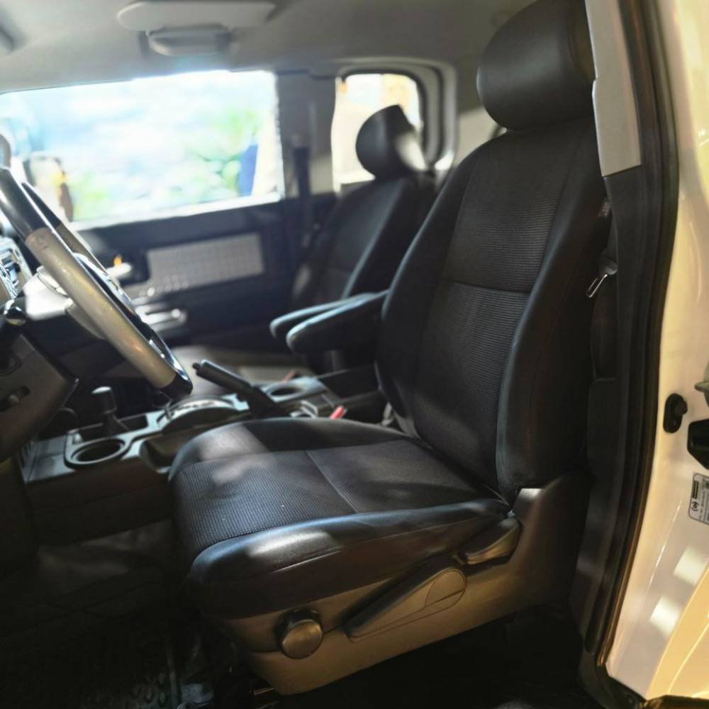 تویوتا FJ مدل ۲۰۱۳