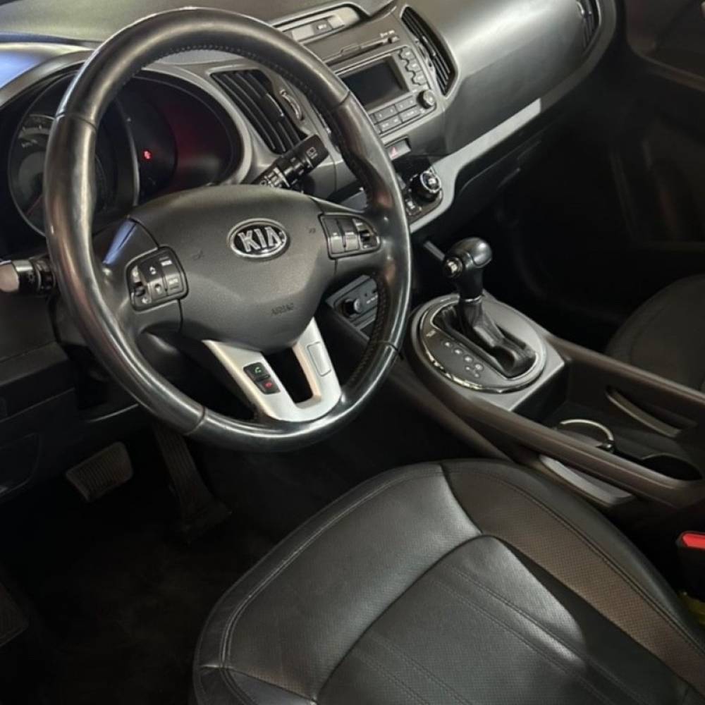 کیا مدل اسپورتیج 4 سیلندر ساده سال 2013  کارکرده