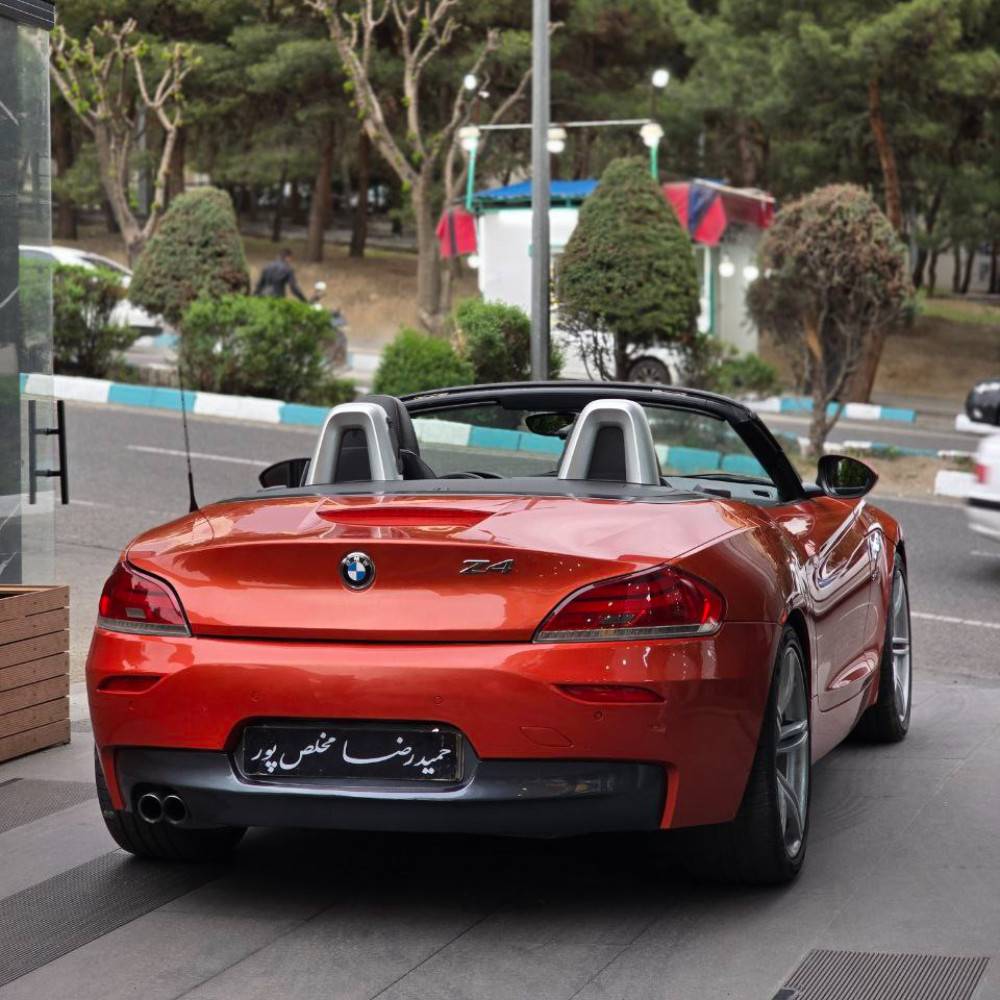 بی ام و z4 مدل ۲۰۱۵