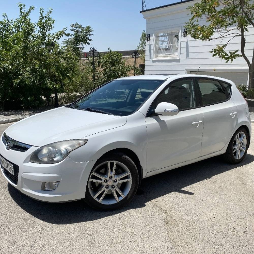 هیوندای مدل i30 سال 2011  کارکرده
