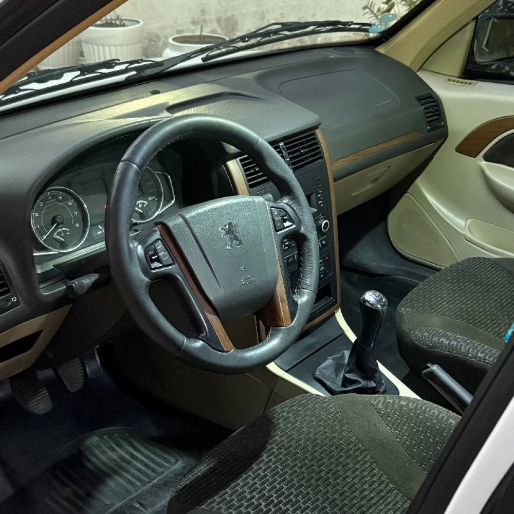 پژو مدل پارس LX سال 1400  کارکرده