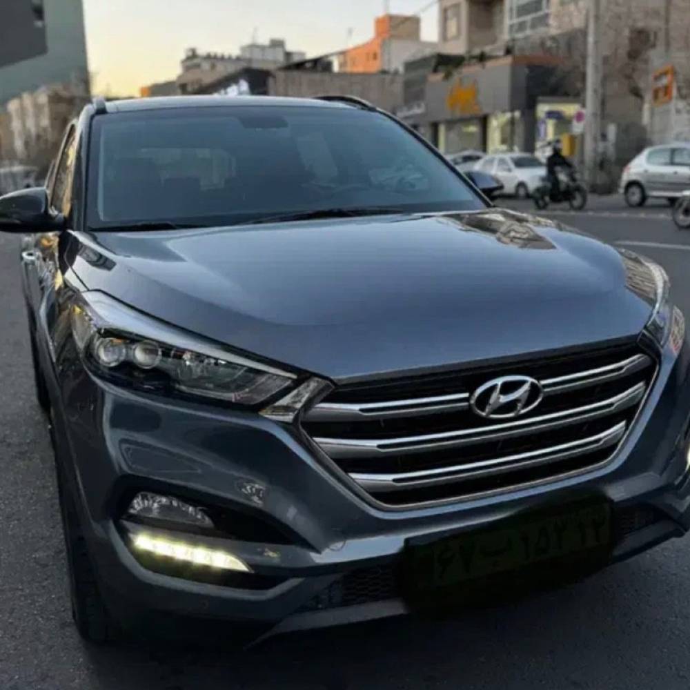 هیوندای مدل توسان 2.0 لیتر دو دیفرانسیل سال 2017  کارکرده