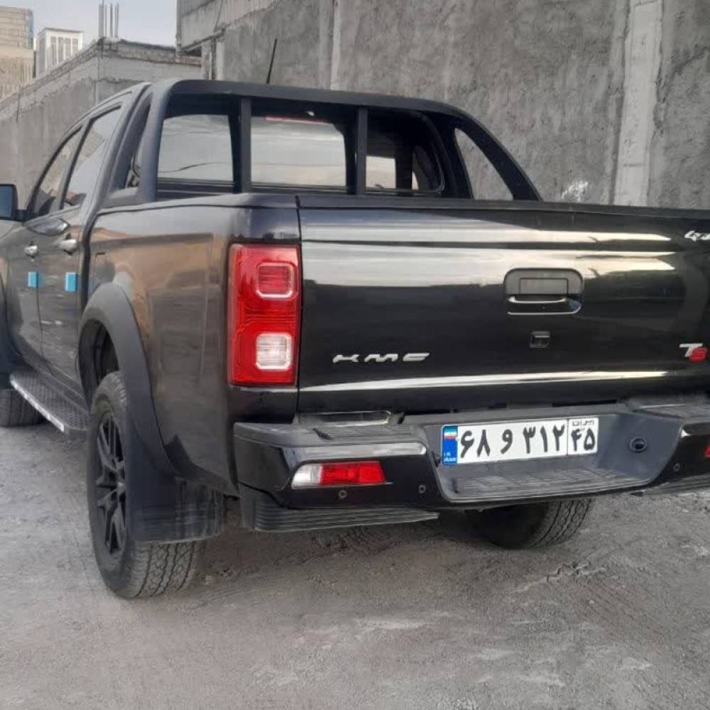 کی ام سی مدل T8 سال 1402  کارکرده
