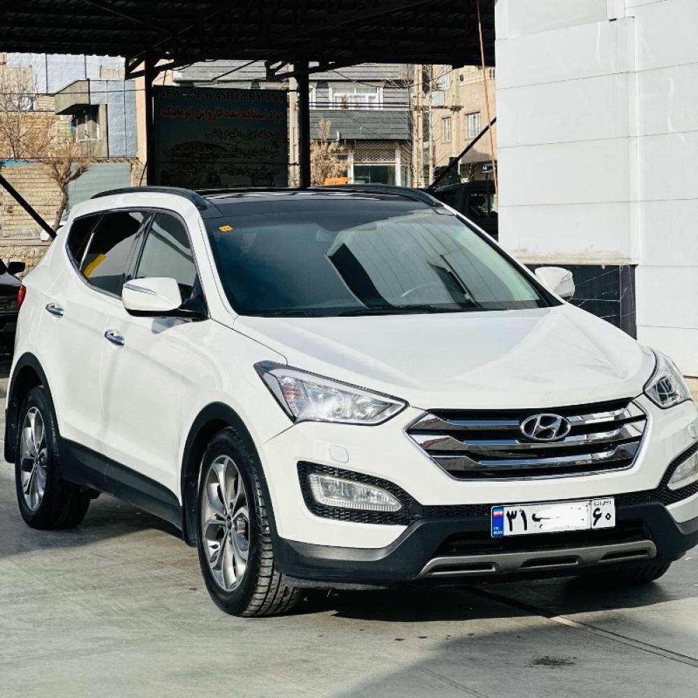 هیوندای مدل سانتافه 4 سیلندر دو دیفرانسیل سال 2014  کارکرده
