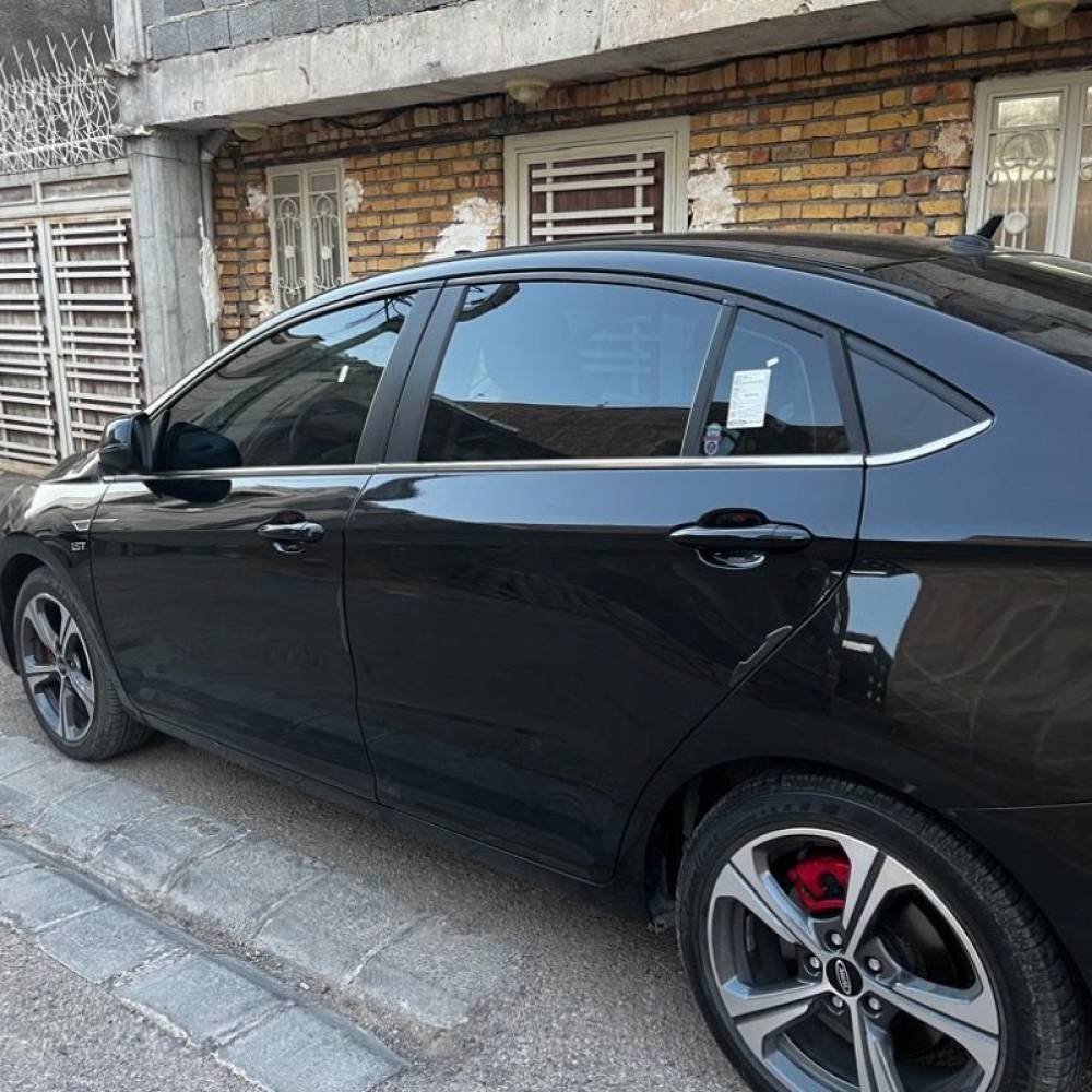 ام وی ام مدل آریزو 5ev 48 کیلووات سال 2024  کارکرده