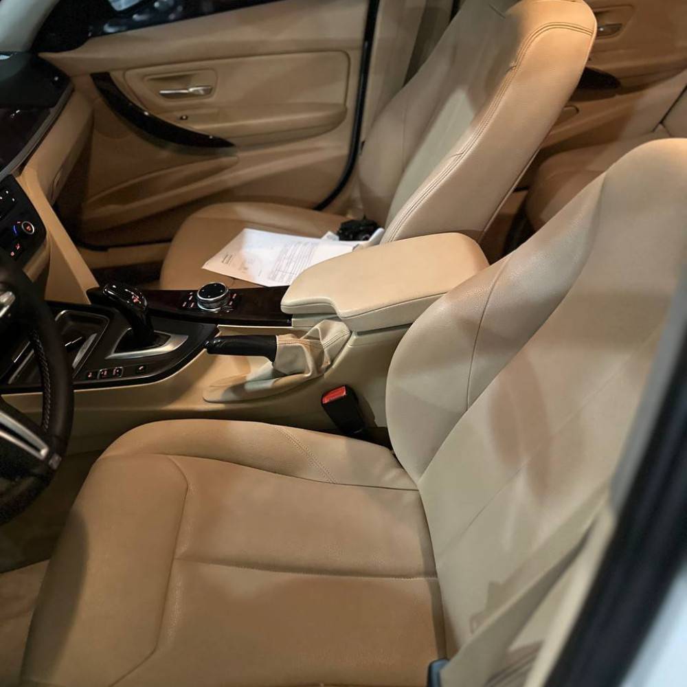 بی ام و ۳۲۰ مدل ۲۰۱۳