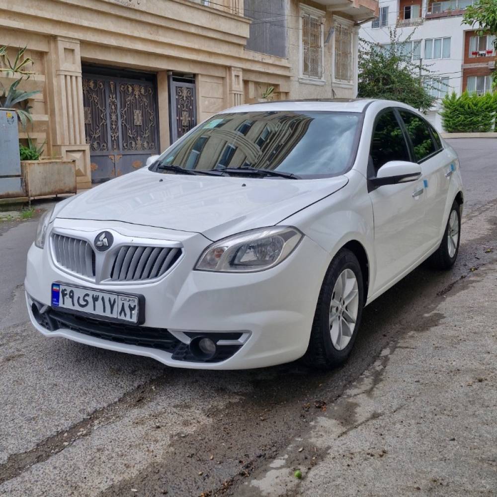 برلیانس مدل 330 1.65 اتوماتیک سال 1400  کارکرده