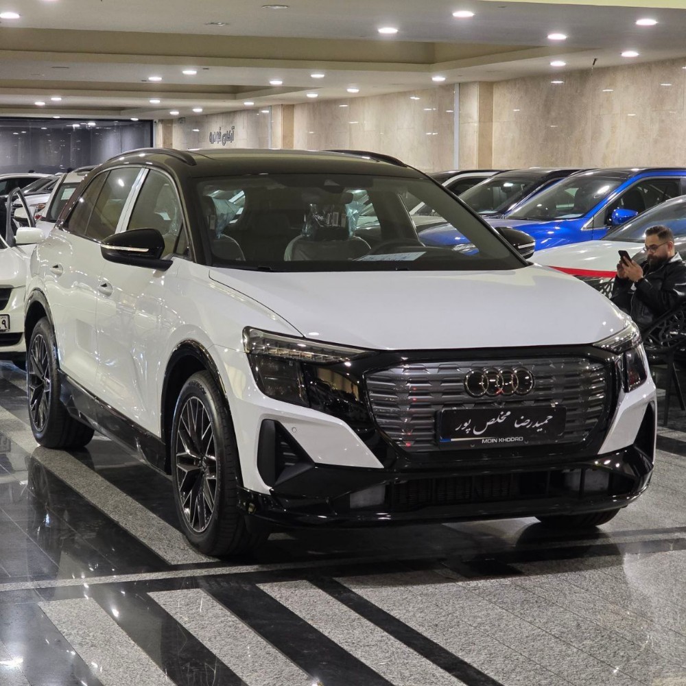 آئودی Q5 تیپ 5 بلک پکیج مدل 2024