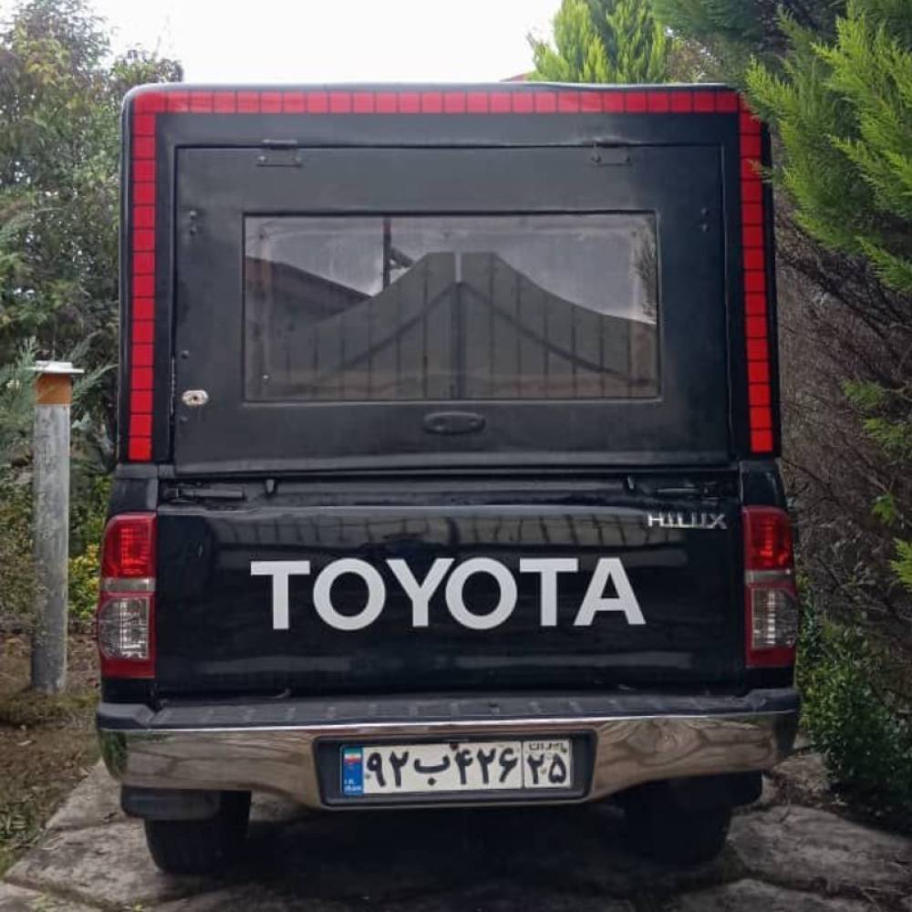 تویوتا مدل هایلوکس  کارکرده