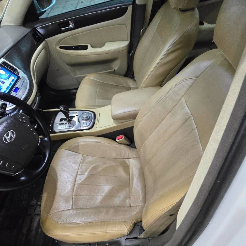 هیوندای مدل جنسیس سال 2011  کارکرده