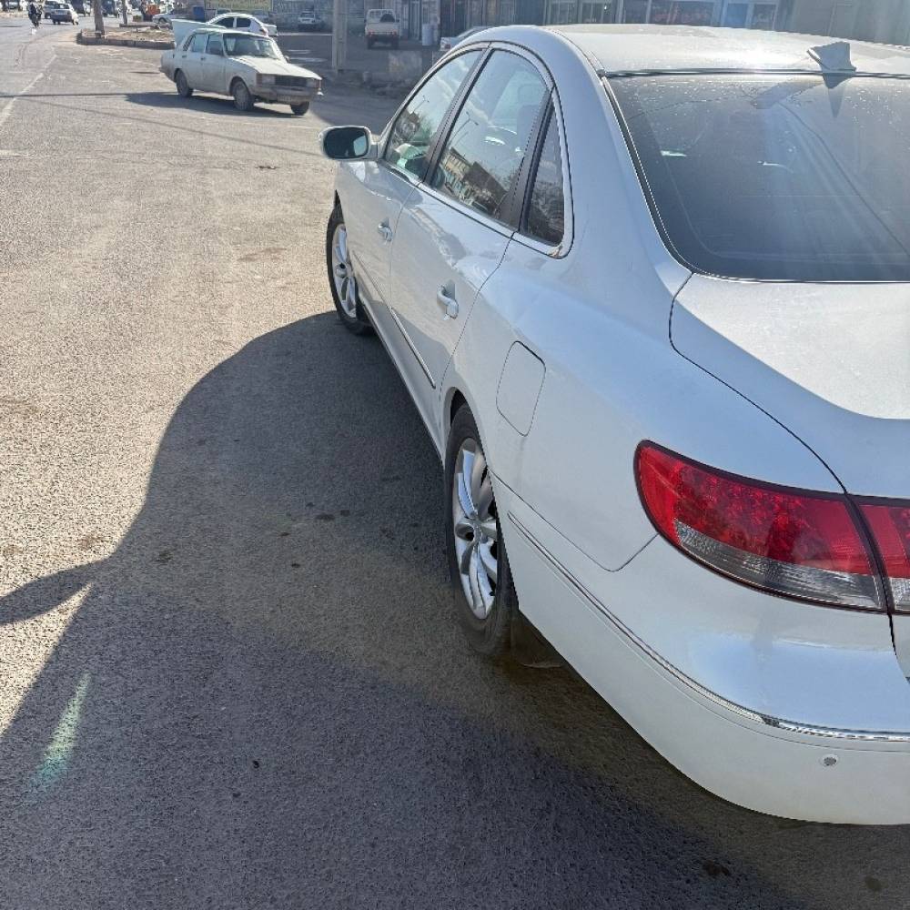 هیوندای مدل آزرا 6 سیلندر سال 2007  کارکرده
