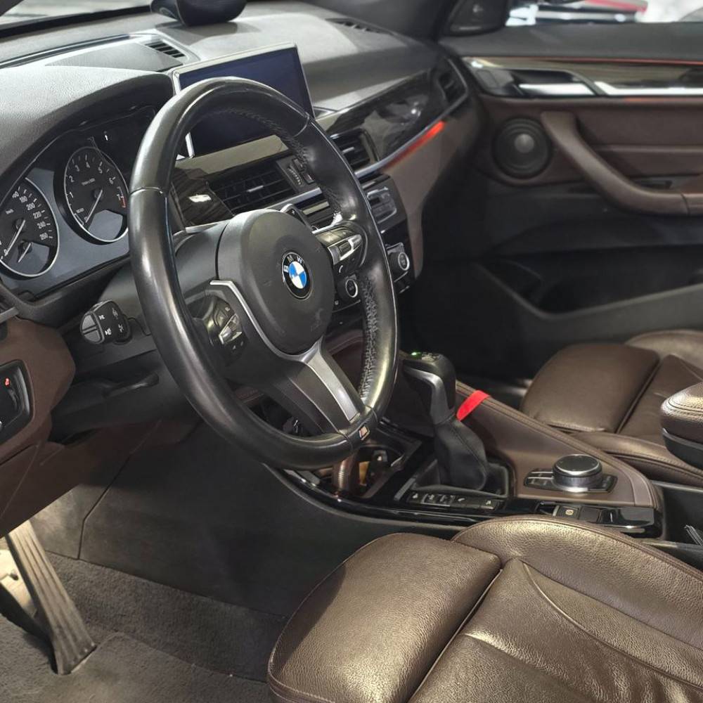 بی ام و x1 مدل 2017