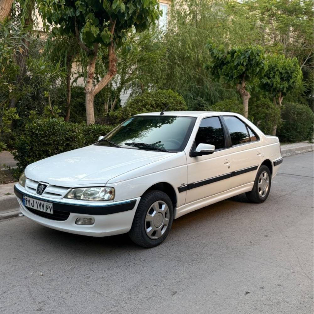 پژو مدل پارس LX سال 1401  کارکرده