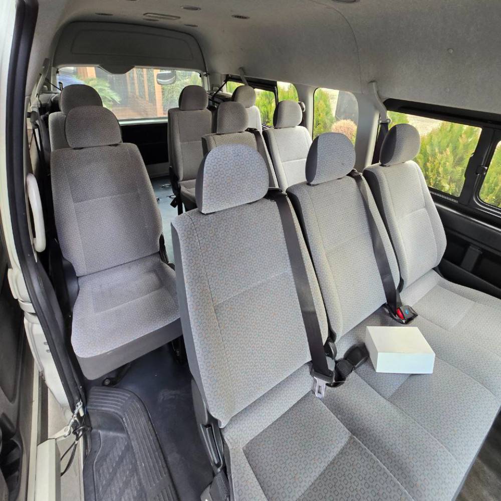 تویوتا هایس مدل 2016